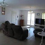 4 Pieces, 10 Couchages, Jardin, Terrasses, A 900m De La Plage, Saint-cyprien - Fr-1-106-35 생시프리앙