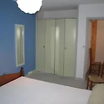 4 Pièces, 10 Couchages, Jardin, Terrasses, à 900m De La Plage, Saint-cyprien - Fr-1-106-35
