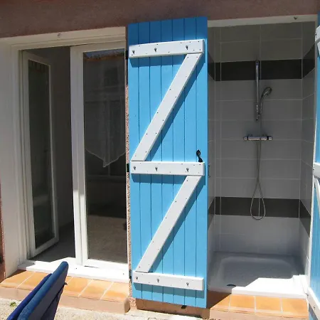 Villa 4 Pieces, 10 Couchages, Jardin, Terrasses, A 900m De La Plage, Saint-cyprien - Fr-1-106-35