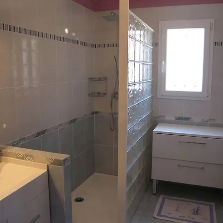 ヴィラ 4 Pieces, 10 Couchages, Jardin, Terrasses, A 900m De La Plage, Saint-cyprien - Fr-1-106-35 *