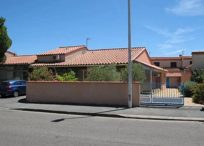 4 Pieces, 10 Couchages, Jardin, Terrasses, A 900m De La Plage, Saint-cyprien - Fr-1-106-35 Villa *